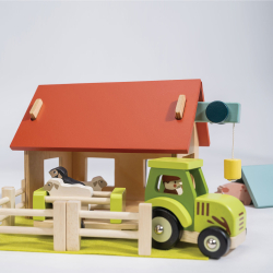 Mentari - Traktor med anhænger og får