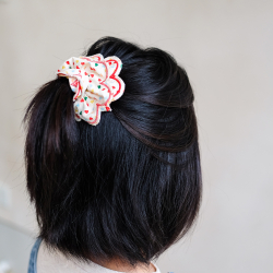 Mimi &amp; Lula - Scrunchie - Scalloped Heartbeam