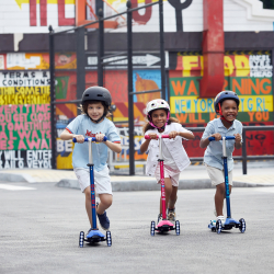 Micro - Hjelm - Black M