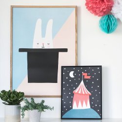 Michelle Carlslund - Plakat - 50 x 70 cm - Kaninen i hatten