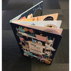 Forlaget ROOM2PLAY - Min meget store sansebog - En aften hos dyrene